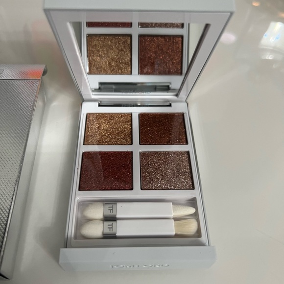 Tom Ford New Authentic Limited edition Eyeshadow Pallet. - Picture 2 of 11